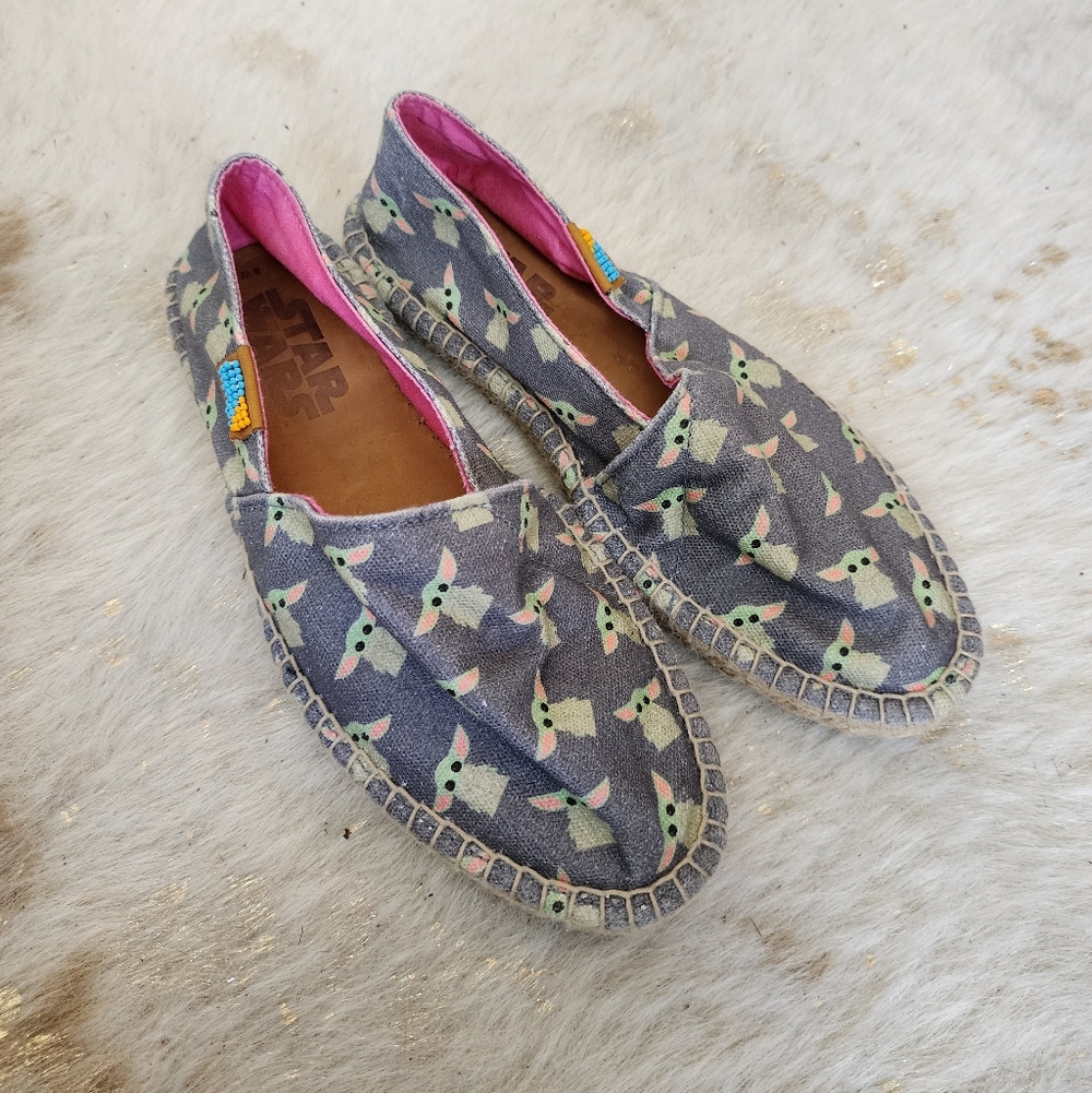 Star Wars Baby Yoda Ubuntu Espadrilles Slip On Shoes Size 8.5